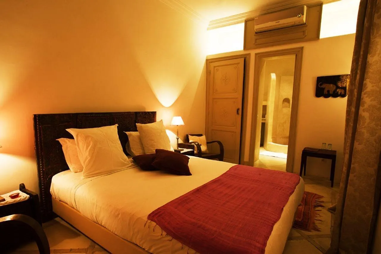 Riad Alma Marrakesh 4*,