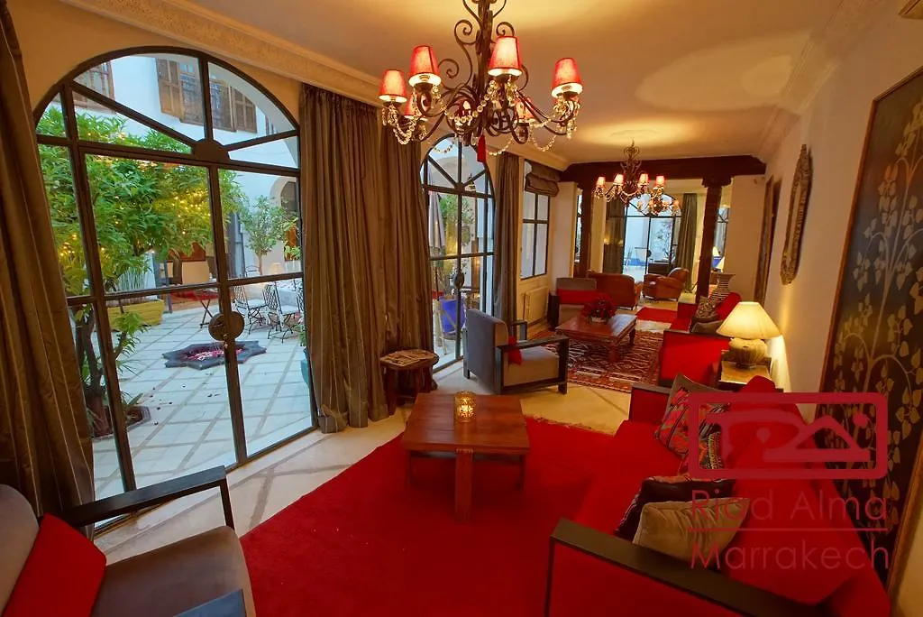Riad Alma Marrakesz 4*,